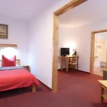 Waldhaeusel Hotel