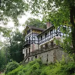 Waldhaeusel באד שאנדאו