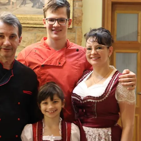 Waldhäusel 3*