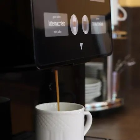 Waldhaeusel מלון 3*