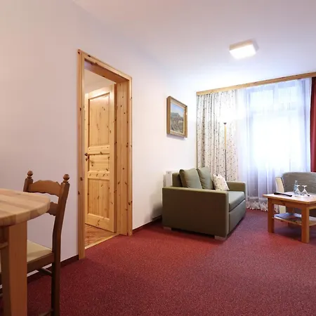 Waldhaeusel Hotel 3*